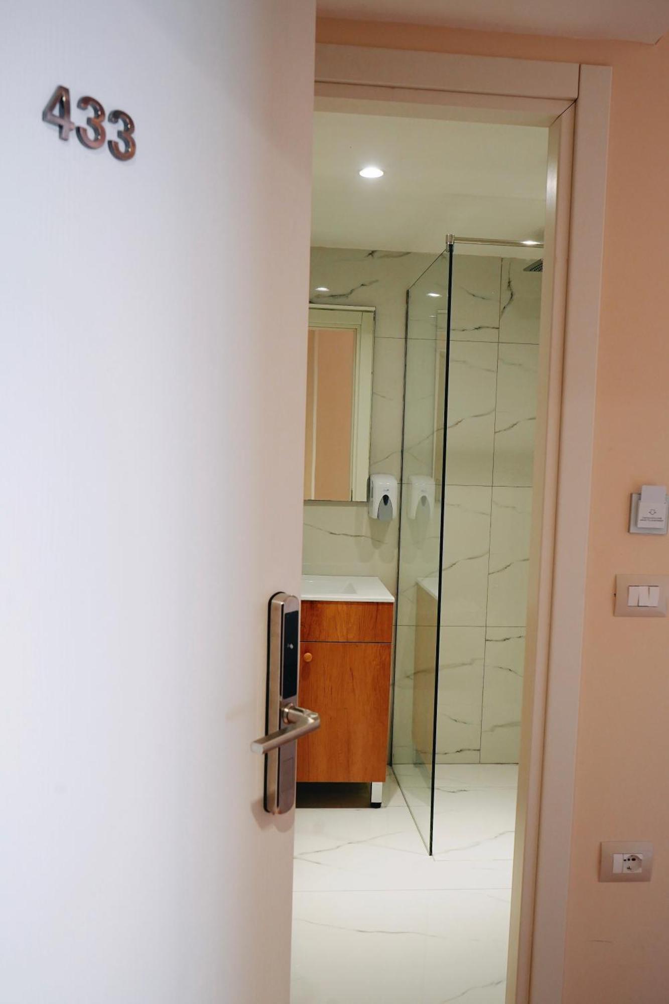 Ufo Rooms City Center تيرانا المظهر الخارجي الصورة